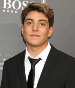 Daniel Lara