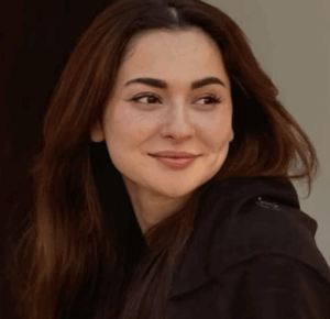 Hania Aamir