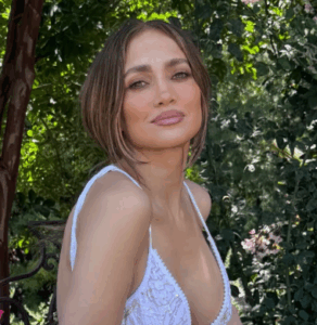 Jennifer Lopez