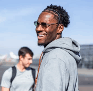 Nigel Hayes-Davis