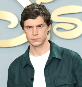 Evan Peters