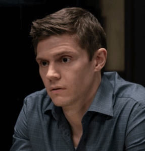 Evan Peters