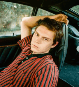 Evan Peters