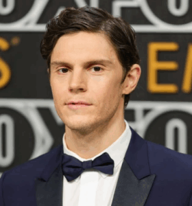 Evan Peters