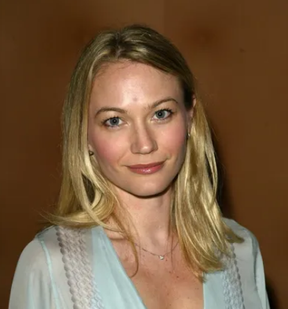 Sarah Wynter